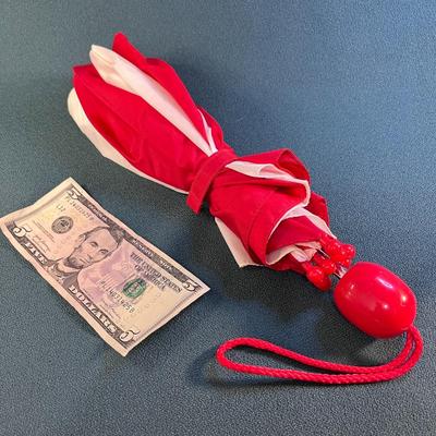 RED AND WHITE COLLAPSIBLE UMBRELLA