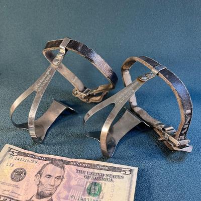 CHRISTOPHE FRANCE BICYCLIST TOE STIRRUPS LEATHER STRAPS