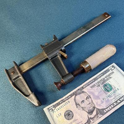 ADJUSTABLE CLAMP UP TO 6-1/2â€ USED CONDITION BUT GOOD