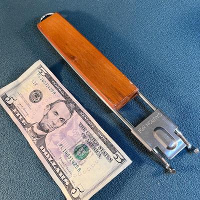 SPECIAL HOT POT GRIPPING HANDLE TOOL 9â€