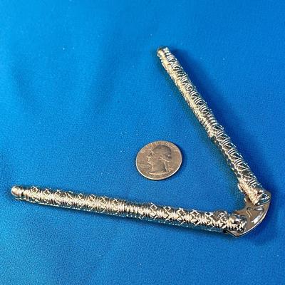 METAL NUTCRACKER TOOL FANCY HANDLE