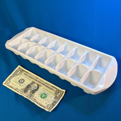 ICE CUBE TRAY