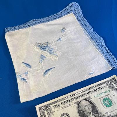 PRETTY EMBROIDERED HANDKERCHIEF CROCHETED EDGE 