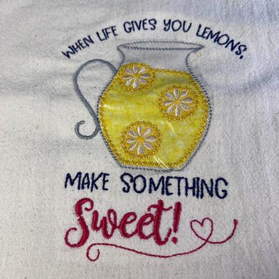 MUSLIN KITCHEN TOWEL VINYL COVERED PITCHER OF LEMONADE