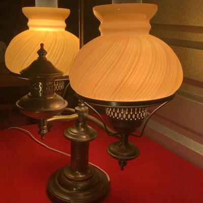 Hudson Valley Brass Lamp, double globe, 23"H 18" 12"
