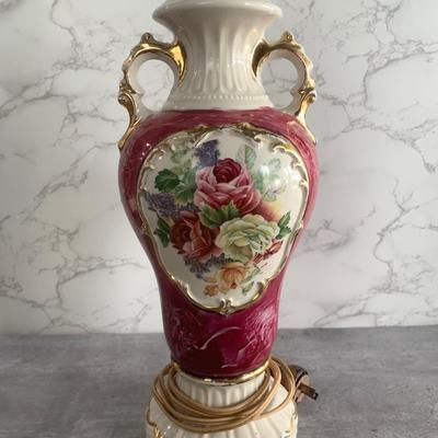 Vintage 1940 Victorian Porcelain Red Rose Floral Gold Trim MCM Table Lamp