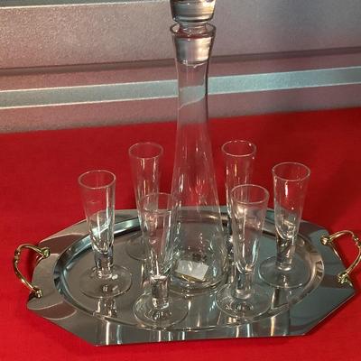 Tag Ltd Decanter with 6 cordial starburst etched glasses on a metal 2 tone silver tray with gold handles