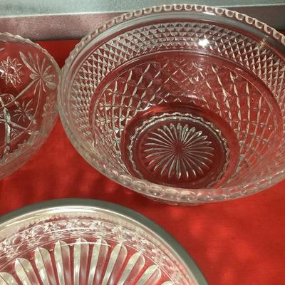 Vintage Glass Bowl Lot -5 bowls all around 9