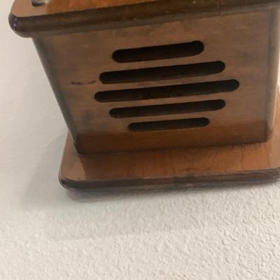 Guild The Country Belle Telephone Radio (Model 556)/antique telephone/vintage wall telephone