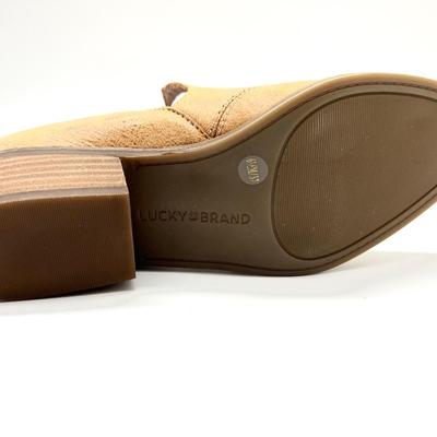 NEW Lucky Brand Mahzan Flat  Size 6.5