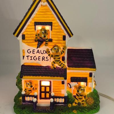 LSU PORCELAIN HOUSE