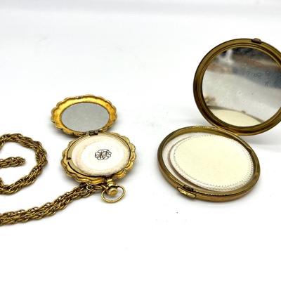 Vintage Powder Compact & Vintage Powder NeCklace