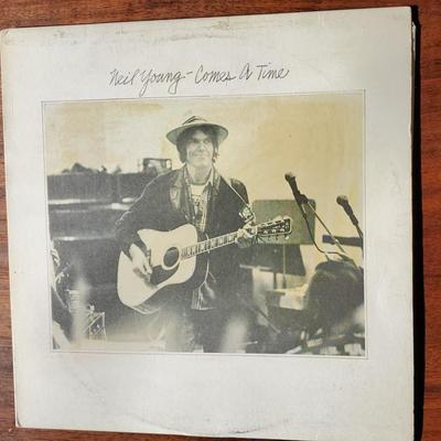 Neil Young - Comes A TIme