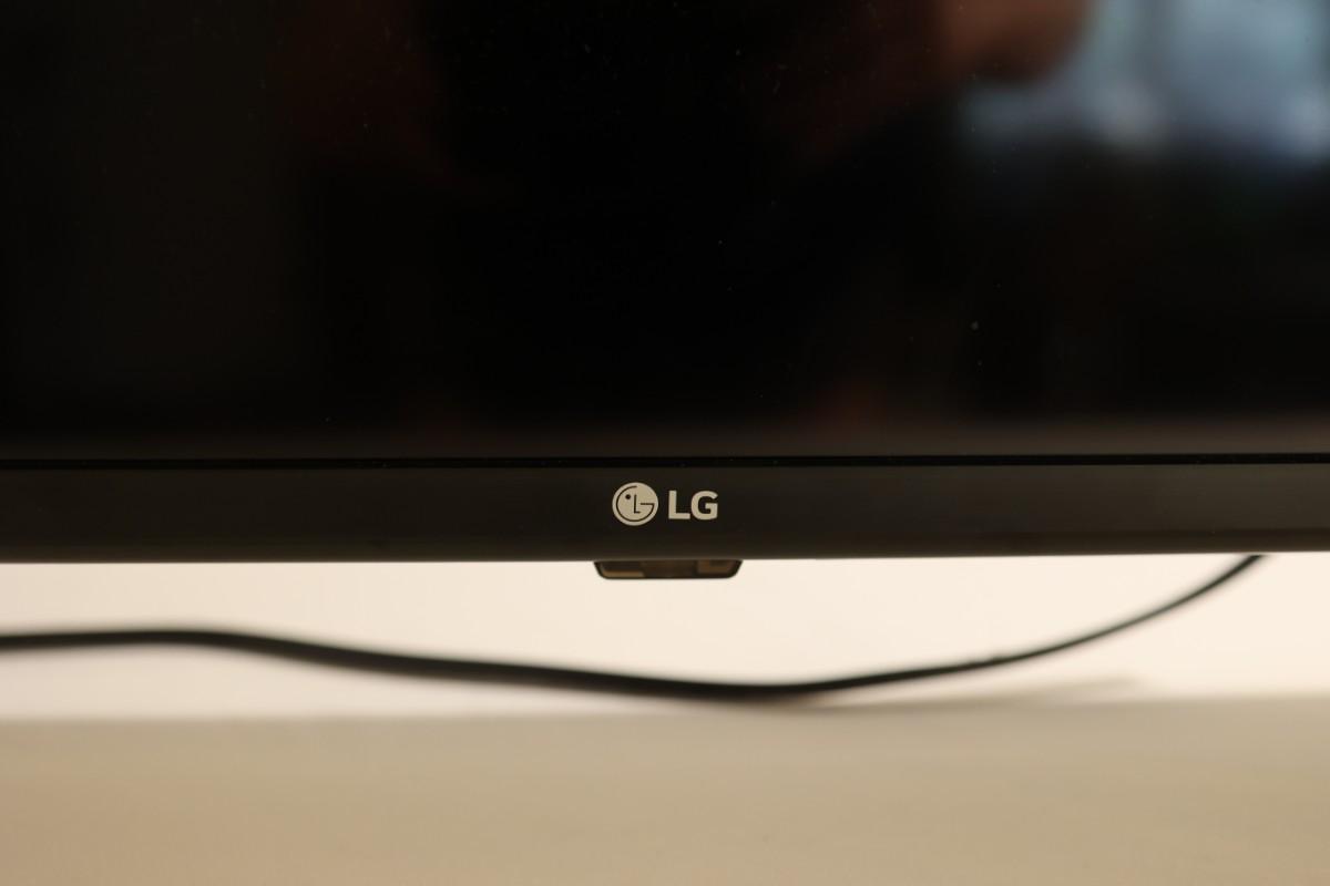 60" LG Flatscreen TV with Remote