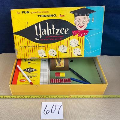 Vintage Yahtzee Game