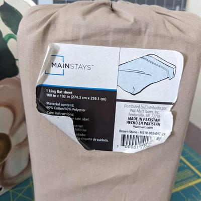 Mail Box & Mainstays King Flat Sheet