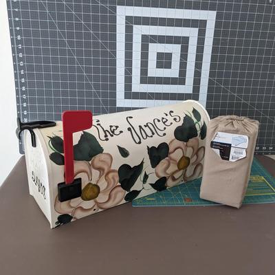 Mail Box & Mainstays King Flat Sheet
