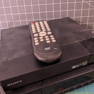 Toshiba Dvd Player + Sony Misc. Electronic