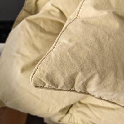 Duvet Cover With Decorative Linen Pillow Covers