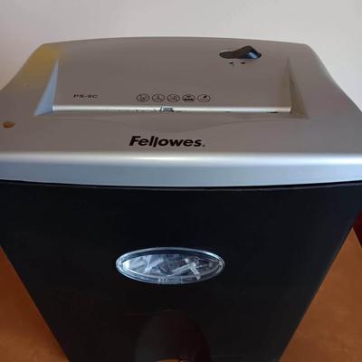 Fellowes Paper Shredder