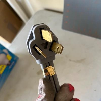 90-1050 3-Wire Range Cord (4ft; 40A)