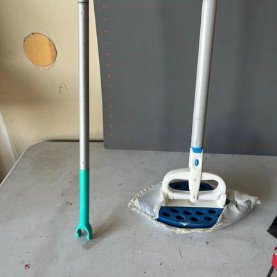 Cleaning Supply Bundle & Dustpan