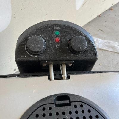 Deep Fryer (MISSING CORD)