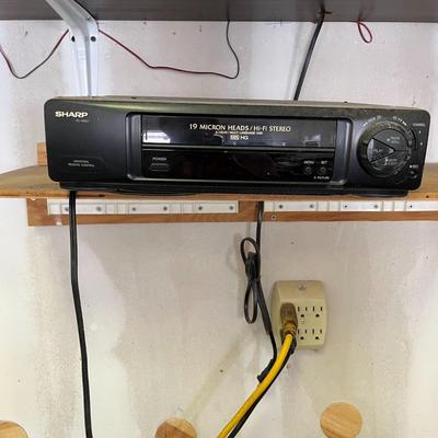 Sharp VC-H952U VHS VCR