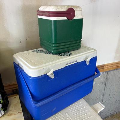 Igloo Big Blue & Coleman Green Small Ice Cooler Boxes Duo