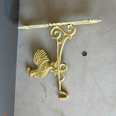 Rooster Cast Iron Plant Hanger
