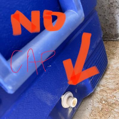 Igloo cooler without a plug