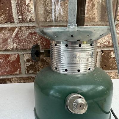 Vintage Coleman Lantern Like New