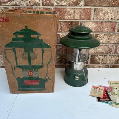 Vintage Coleman Lantern Like New