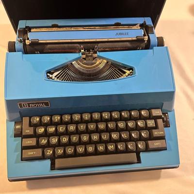 Vintage 70â€™s Royal Blue Typewriter