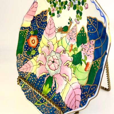 Vintage Andrea by Sadek Tobacco Leaf Plate,