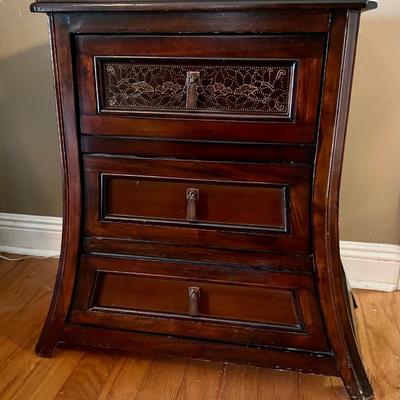 Hall Entry Lot~ 3 Drawer Side table, lamp, & Wall Decor*Read Details