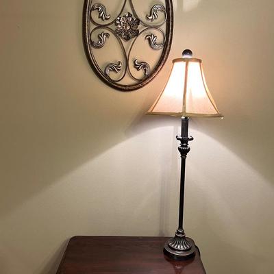 Hall Entry Lot~ 3 Drawer Side table, lamp, & Wall Decor*Read Details
