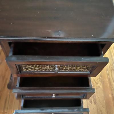 Hall Entry Lot~ 3 Drawer Side table, lamp, & Wall Decor*Read Details