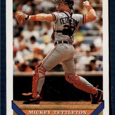 1993 TOPPS Mickey Tettleton