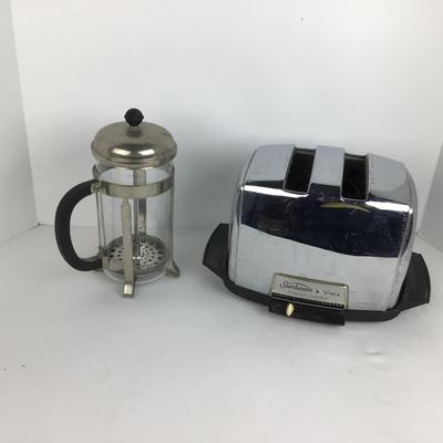 965 Vintage Sunbeam Vista Toaster with Melior Pyrex Coffee Press