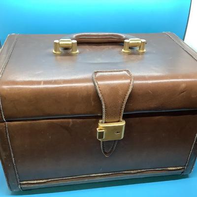 Bric's Bojola Leather The Original Saddler Bag Since 1906 Firenze Italian Leather-all leather including handle with mirror and feet