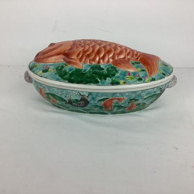 985 Vintage Asian Koi Fish Covered Dish
