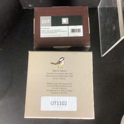 999 Three New Coffee Mugs in Box