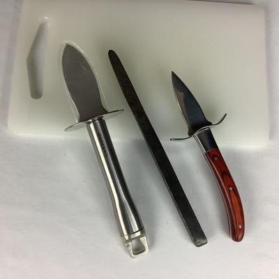 1006 Three Oyster Knives Paderno, Hicoup