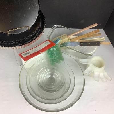 1010 Baker's Lot , Mixing Bowls, Tart Pans, Baking and more