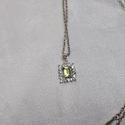 Handcrafted Peridot Surrounded by White Sapphires Orfevrerie Wiskemann Pendant 18" 925 Necklace