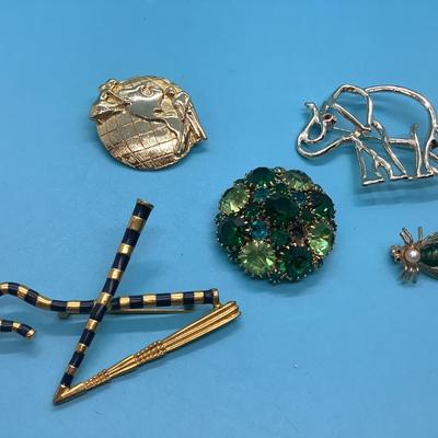 Costume Jewelry 5 pins elephant, bug, world, Shepard's hook, green sparkly round