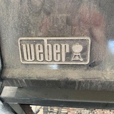 Weber BBQ Grill (Natural Gas connection), cover, & BBQ Utensils