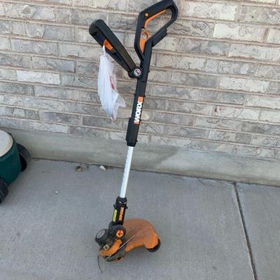Worx weed trimmer 20V (no battery/charger)