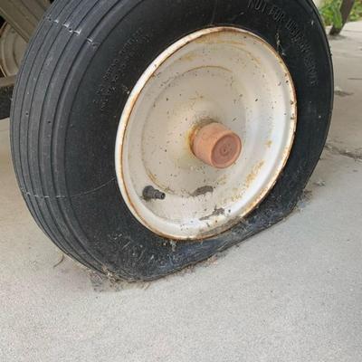 Small Craftsman II trailer with ramp (with bundle of hoses)